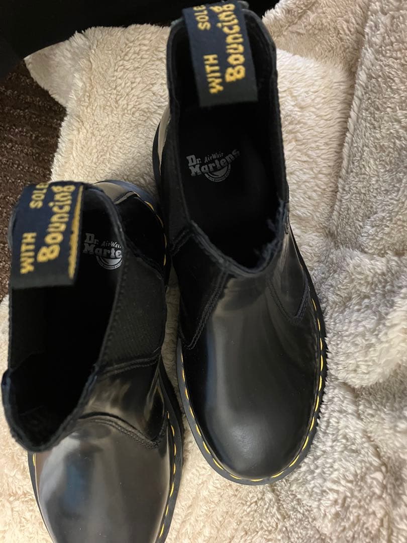 【未使用に近い】ドクターマーチン サイドゴアチェルシーブーツQUAD厚底24cm