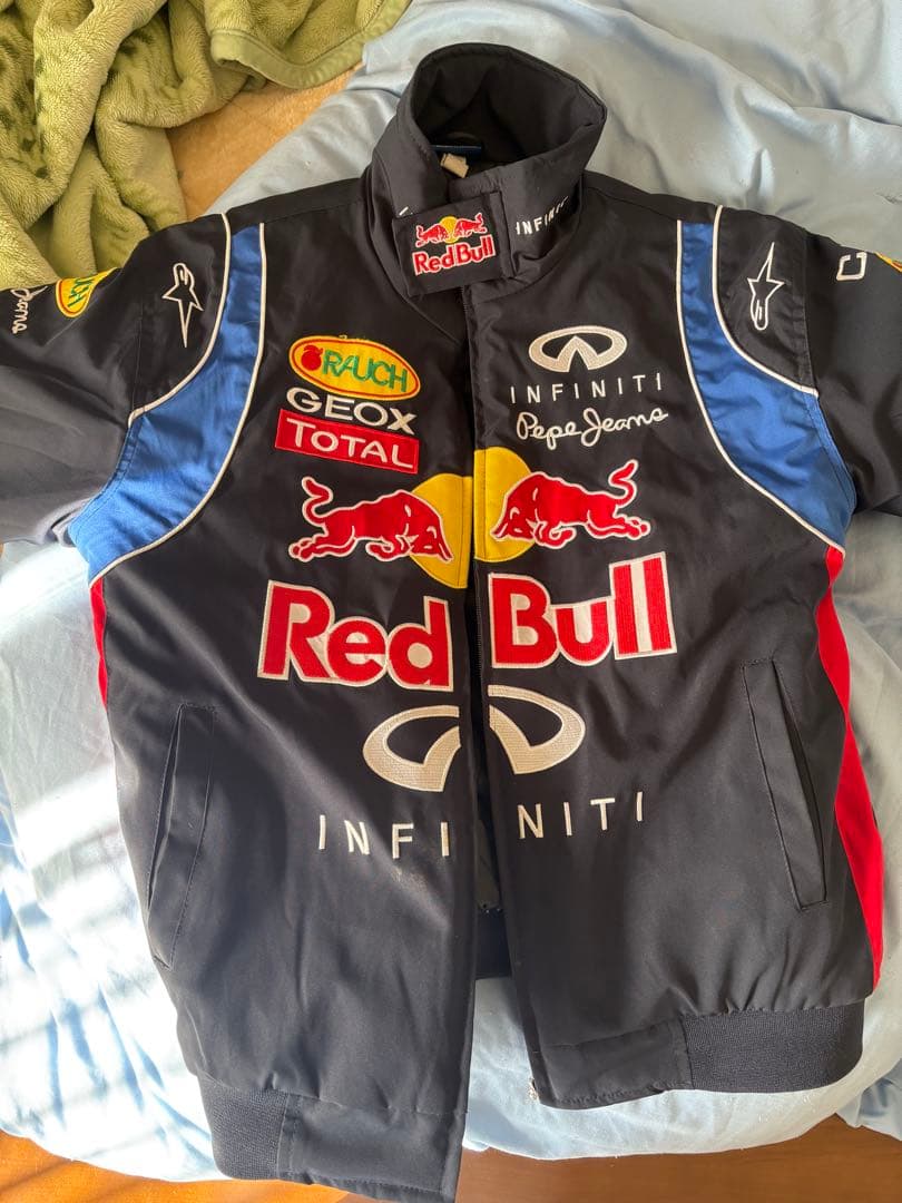 Red Bull Racing F1 ジャケット ユニセックス Mサイズ 正規品