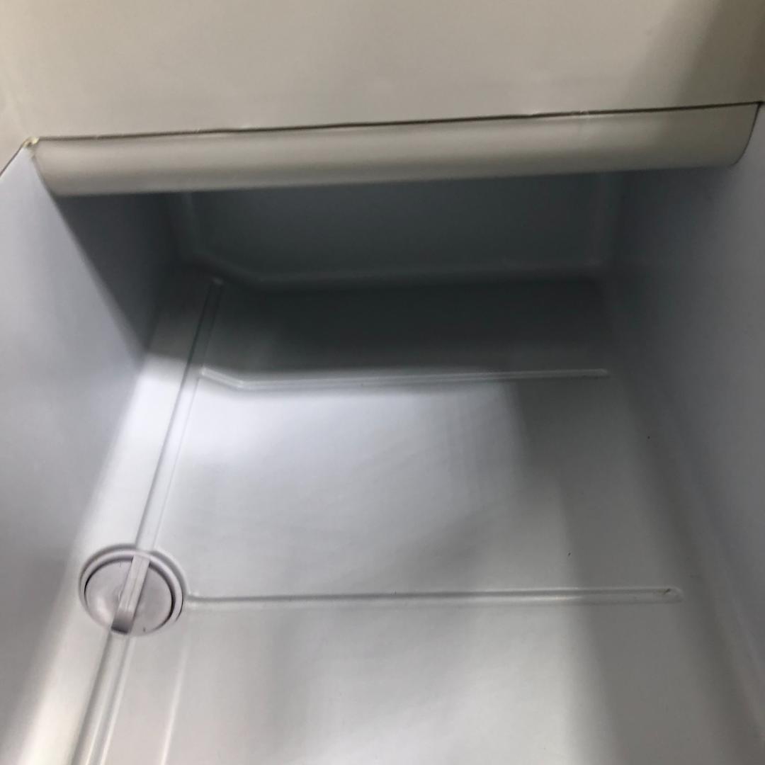 新品未使用品 アイリスオーヤマ ポータブル冷蔵 IPD-3B-W　250611