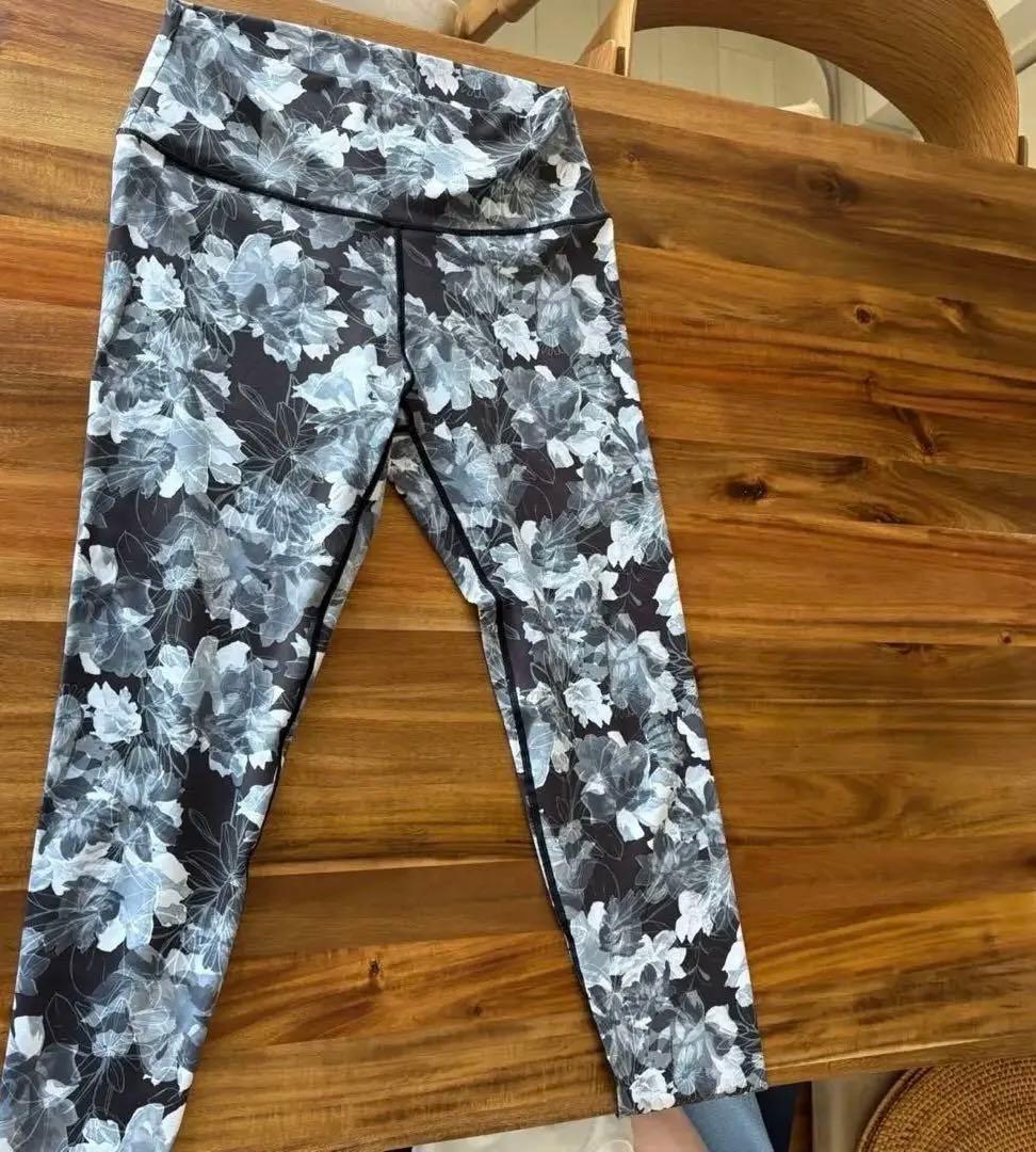 スカーラ　ヨガウェアXLサイズ上下+ヨガマット２枚(1枚LAVA)