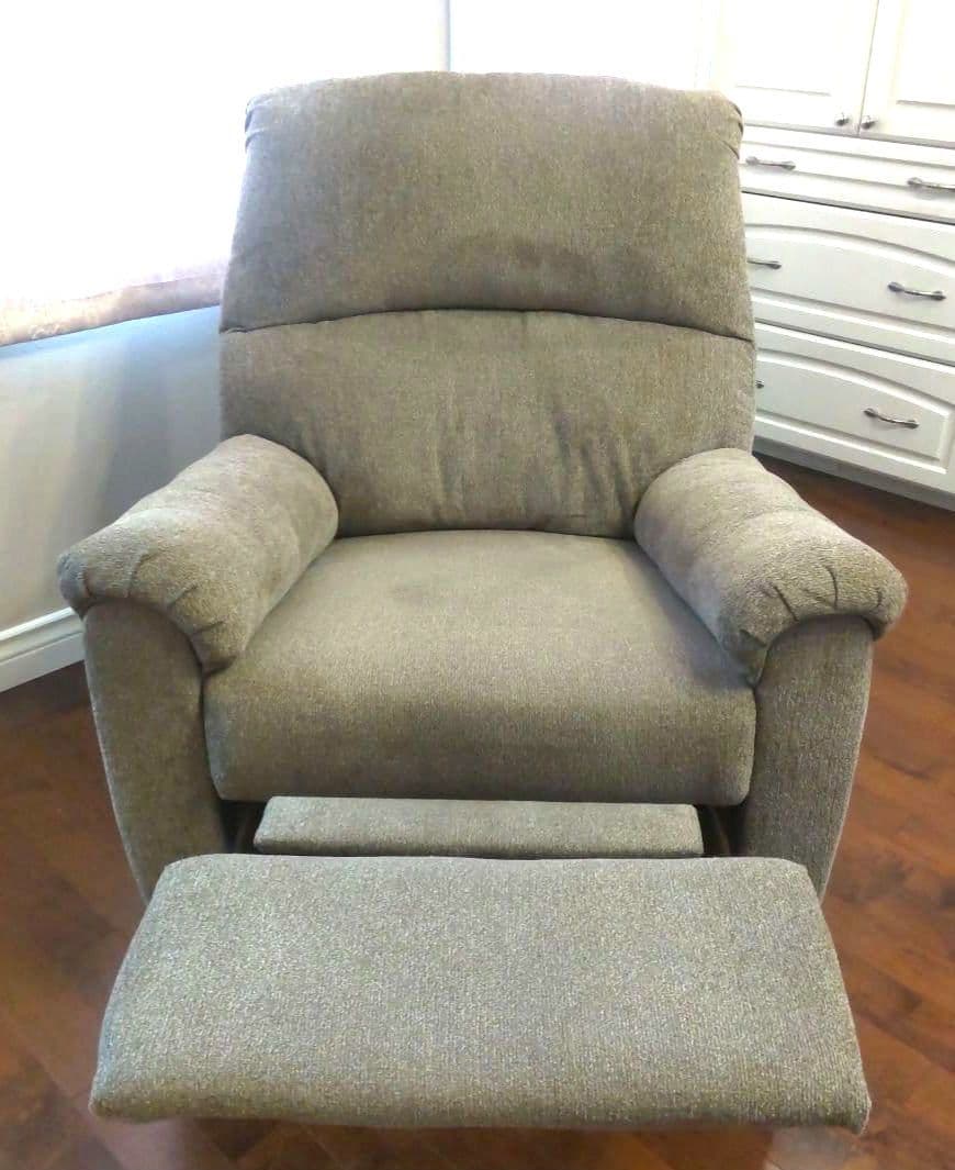 Ashley リクライニングソファ オットマン付き　1人掛け