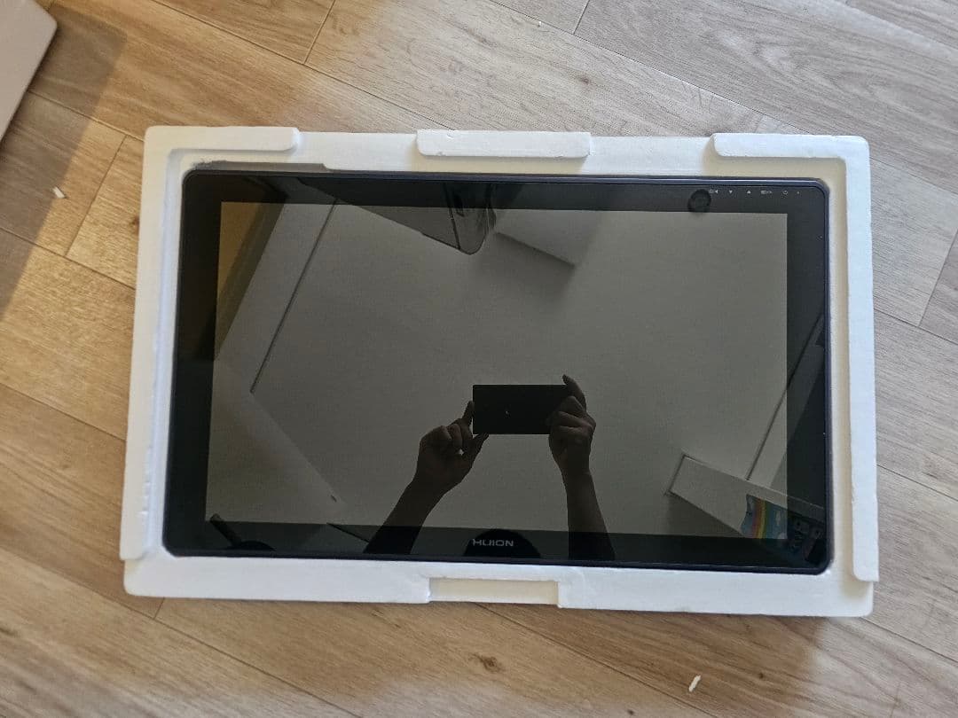 HUION KAMVAS 22 液晶ペンタブレット本体