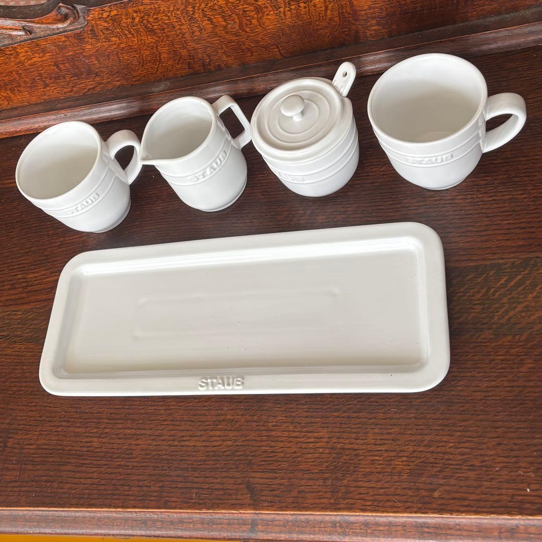 STAUB モーニングセット　マグ　ピッチャー　サンドイッチトレー　シュガー