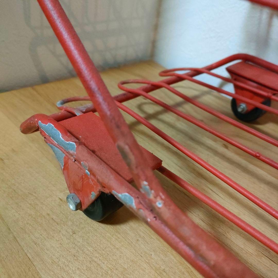 赤い 鉄製　アンティーク キャリーワゴン