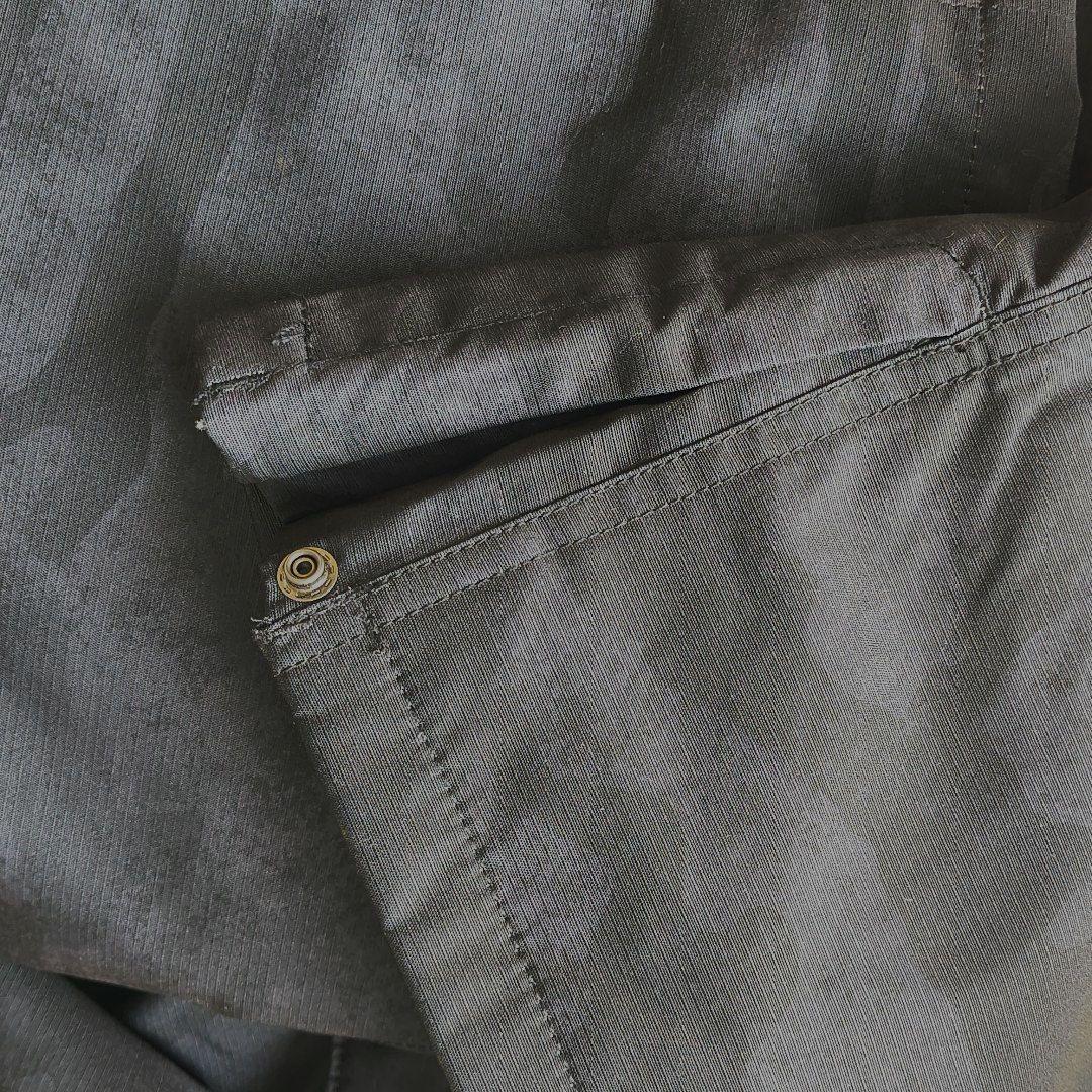 ♠ああ【オークリー】✨新品未使用　スノボードパンツ　ネイビーカモフラージュ