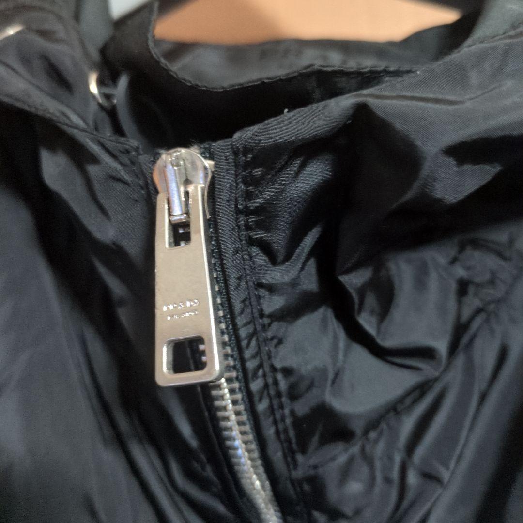 し*う様 PRADA ナイロンジャケット