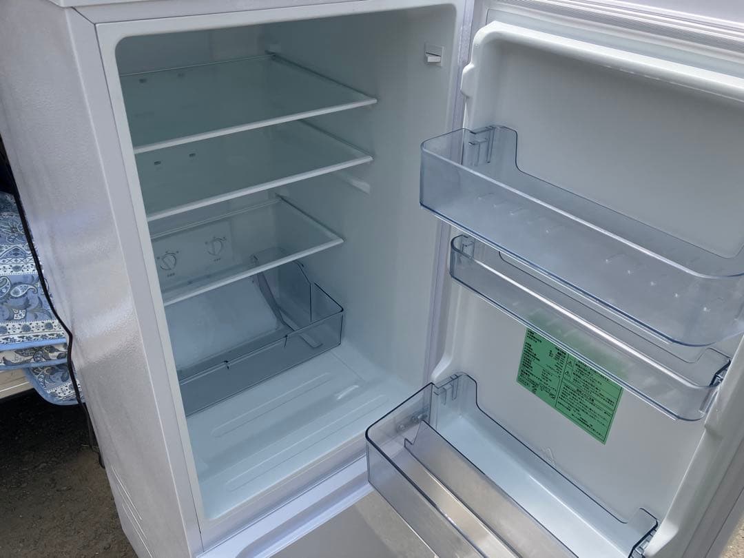 【2025年製 使用3ヶ月】 冷蔵庫 YRZ-F15MW