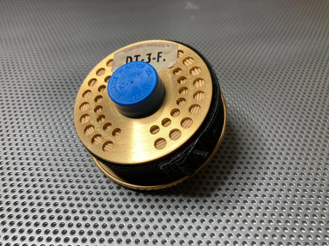 Abel TR1 フライリール　ブラック　　w/ゴールド交換スプール