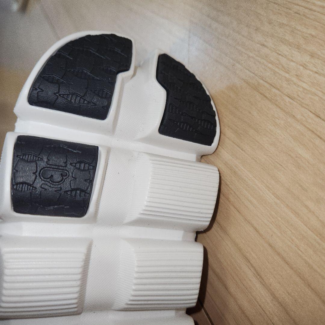 美品 On Cloudflow4 25cm ランニングシューズ