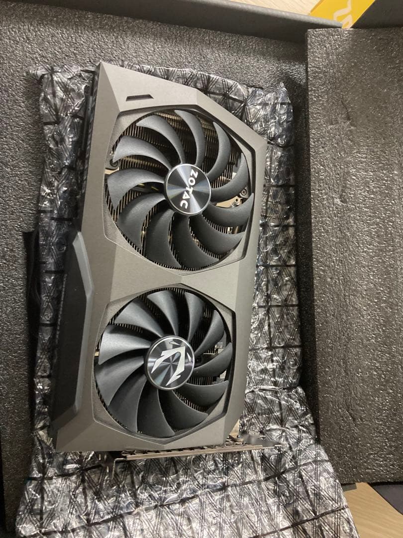 新品未使ZOTAC GEFORCE RTX 3070 TWIN EDGE OC