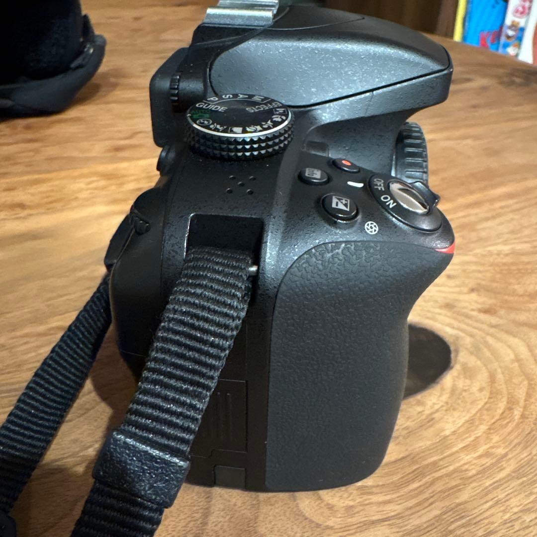 Nikon D3300 デジタル一眼レフカメラ 本体