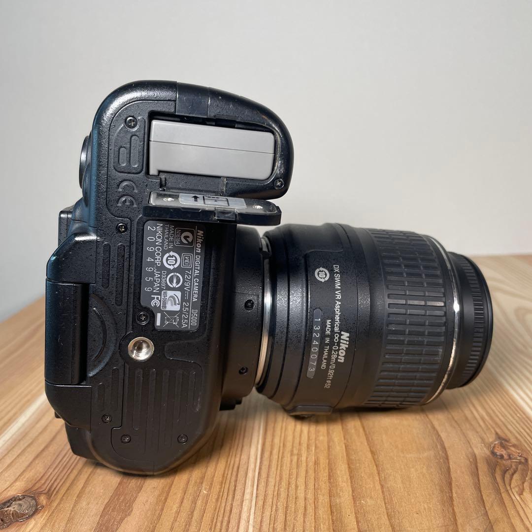 Nikon D5000 標準レンズ　単焦点レンズ35mm1:1.8G セット