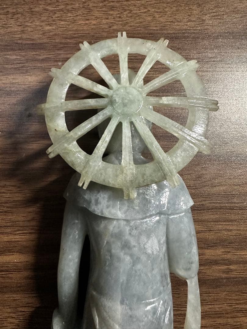 翡翠　仏像　 聖観音像 置物
