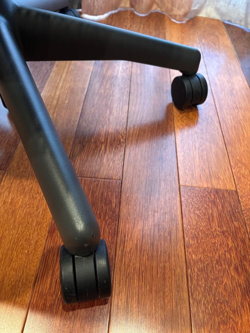 ［Bサイズ］ハーマンミラー アーロンチェア クラシック