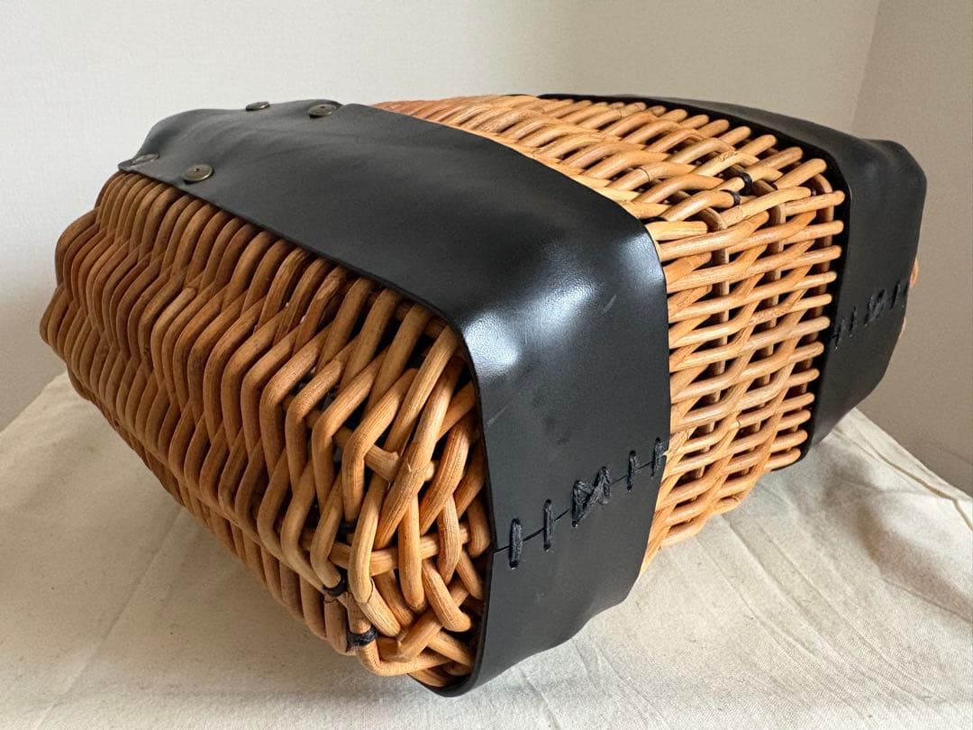 極美品　ebagos オイルショルダーミニ 紅籐 ブラック エバゴス　黒