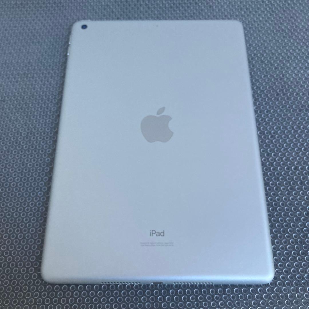 3932【早い者勝ち】美品☆iPad7 第7世代 32GB WIFIモデル☆