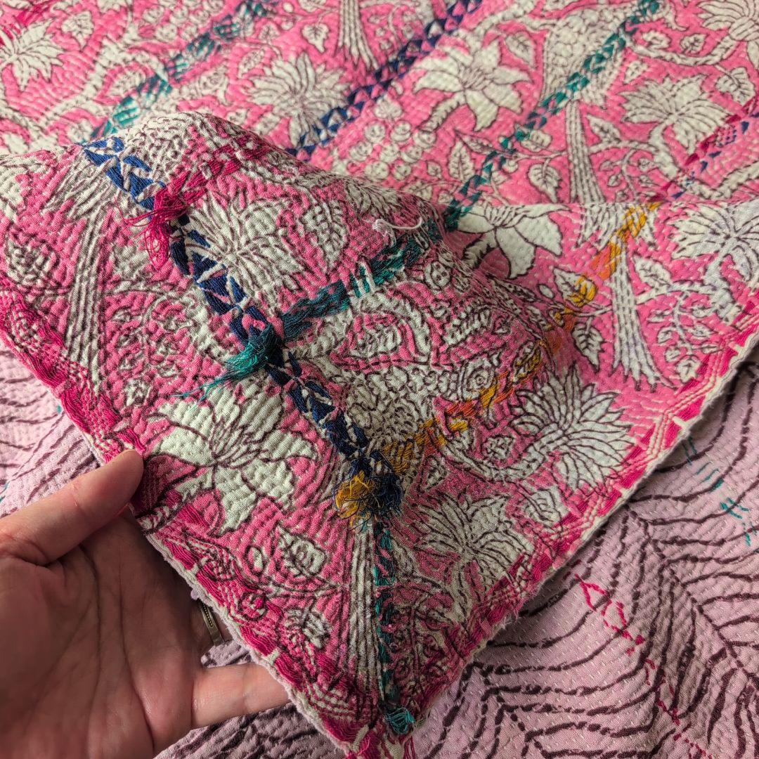 ピンク花柄 ブロックプリント ヴィンテージカンタキルト　ラリーキルト 690