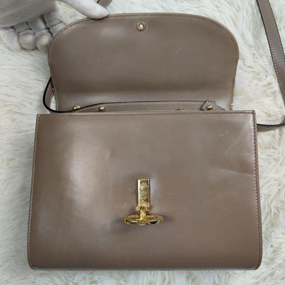 本日限定価格　セリーヌ　ショルダーバッグ　トリオンフ金具　2way　レザー