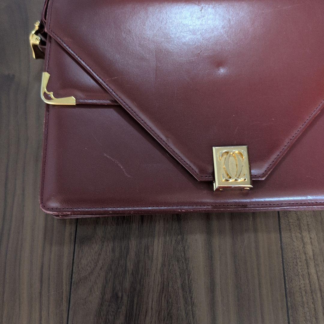 カルティエ　フランス　バーガンディ レザー ショルダーバッグ