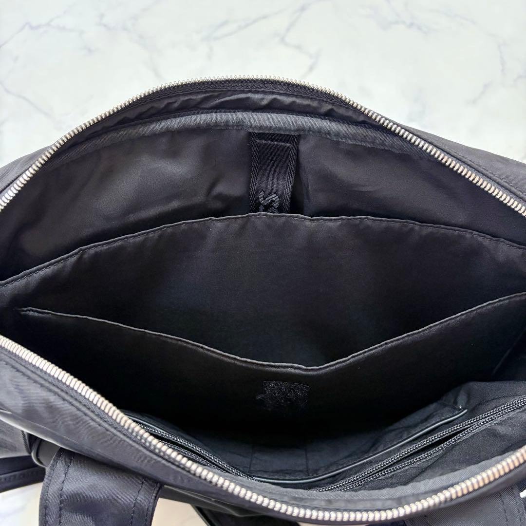 美品 HUGO BOSS ビジネスバッグ ブリーフケース 2WAY ナイロン 黒