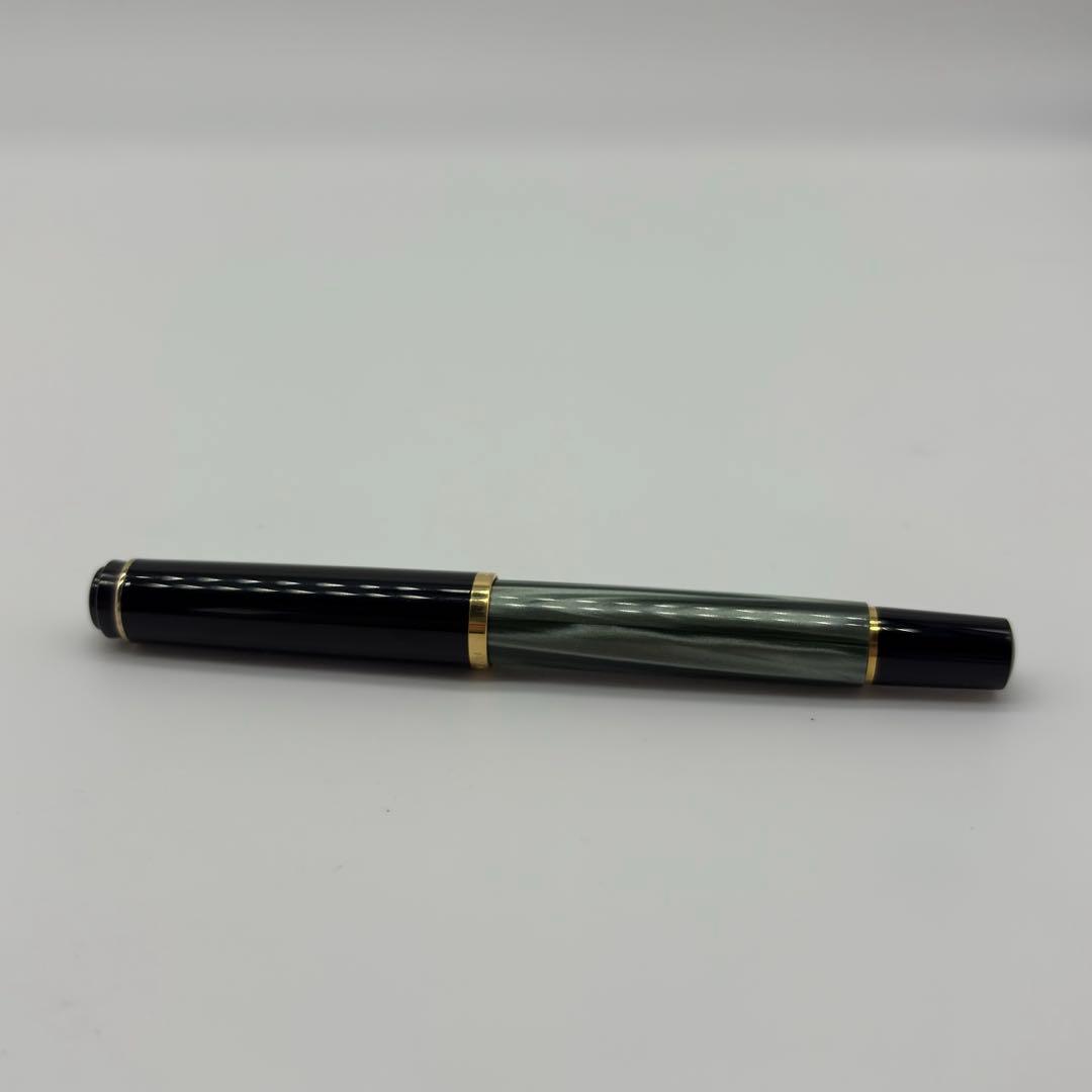 ペリカン M200 万年筆 グリーンマーブル 吸入式