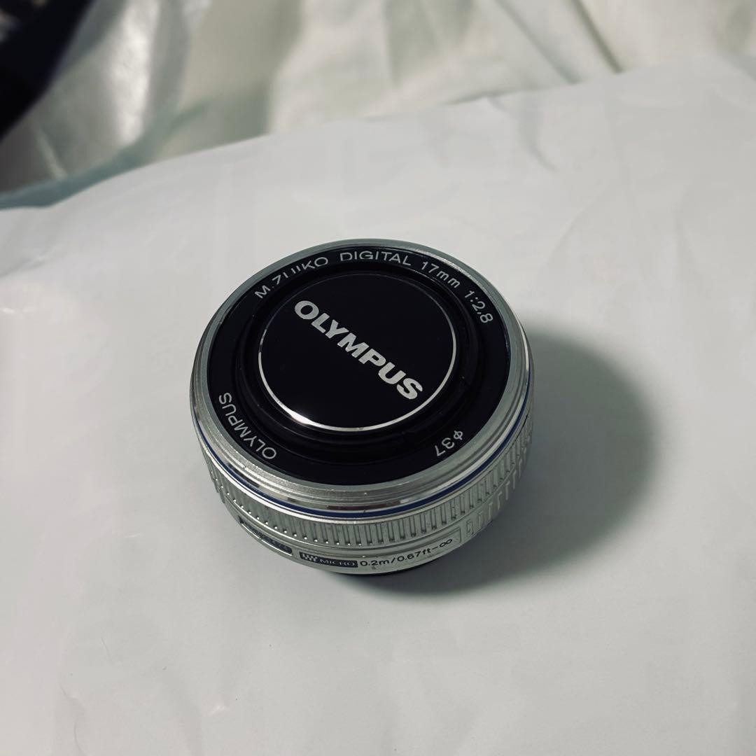 OLYMPUS 17mm F2.8 単焦点レンズ　マイクロフォーサーズ