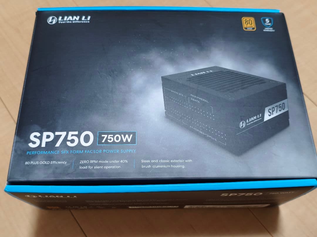 LIAN LI SP750 750W SFX 電源ユニット