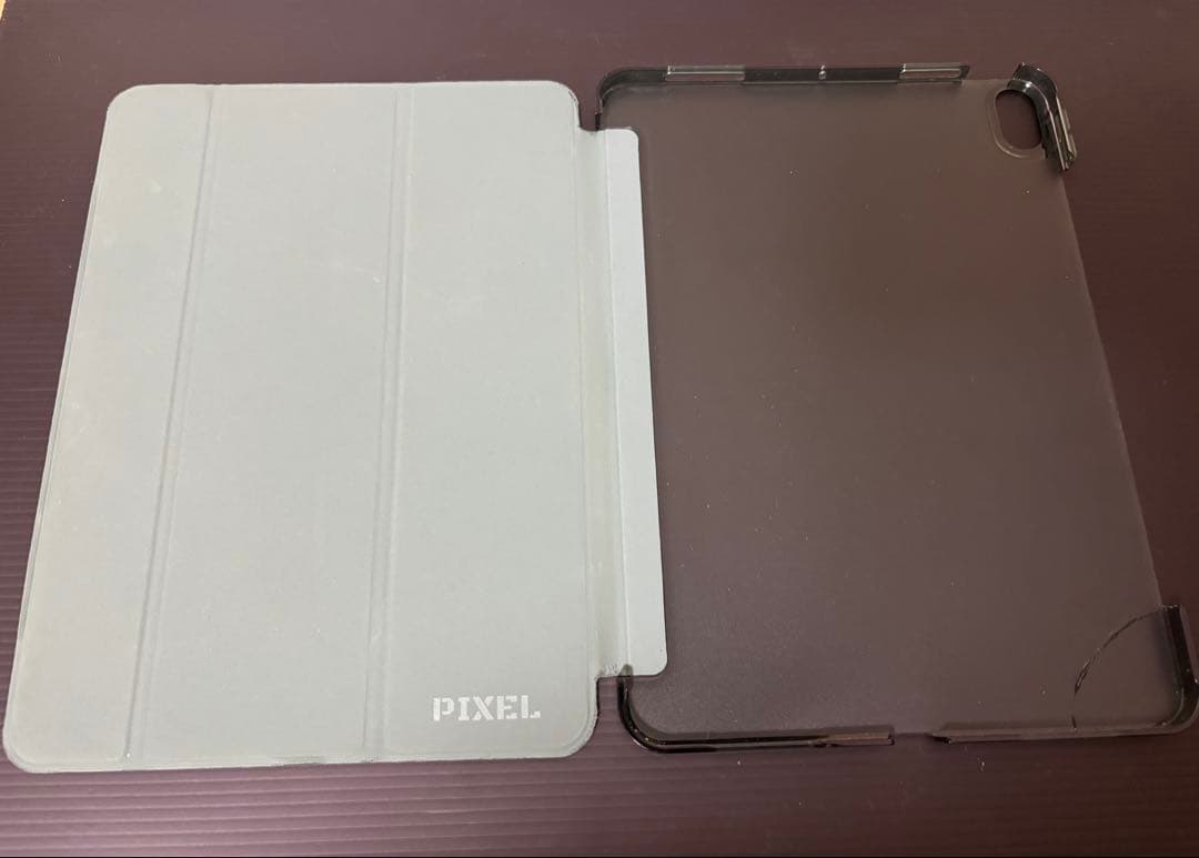 iPad Air第5世代64GB バッテリー容量97% 互換ケーブル・カバー付き