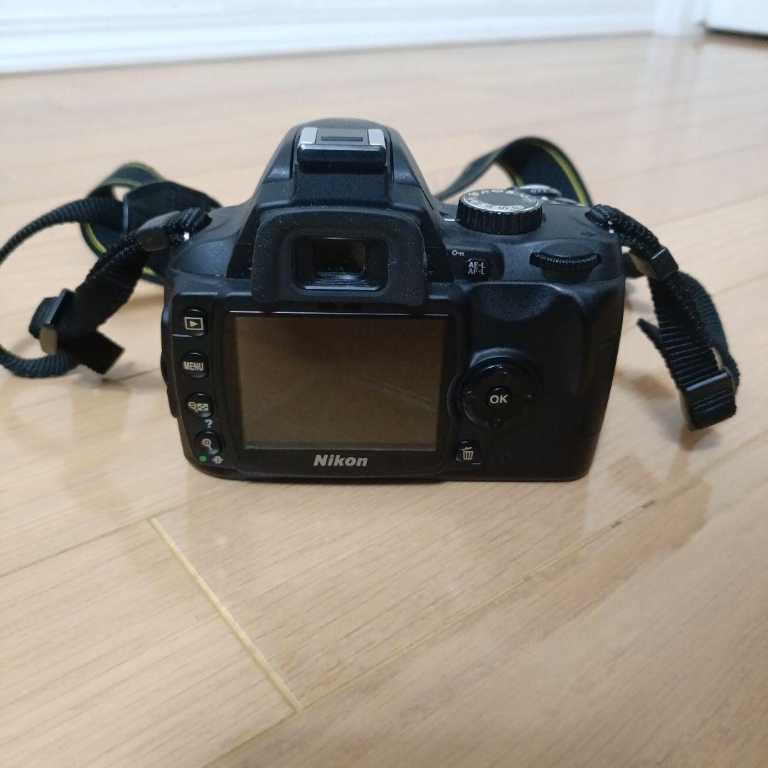 ニコン D60 + AF-S ニッコール 18-55mm