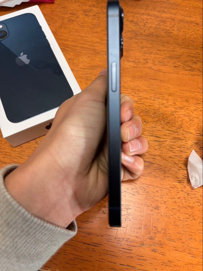 Apple iPhone 13 ミッドナイト　256GB