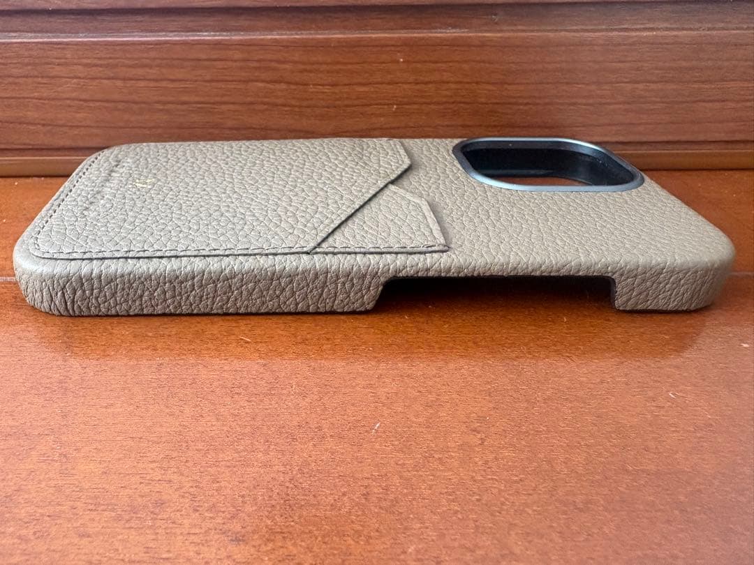 BONAVENTURA ボナベンチュラ iPhone16携帯カバー　エトープ