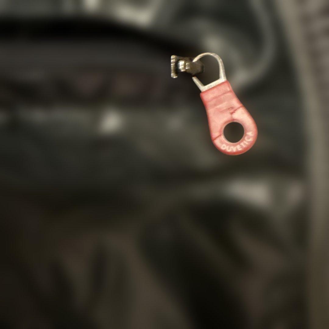 DUVETICA　DIONISIO ブラック　サイズ48