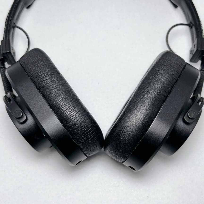 【美品】Master&Dynamic MH40-BLK ヘッドフォン 有線