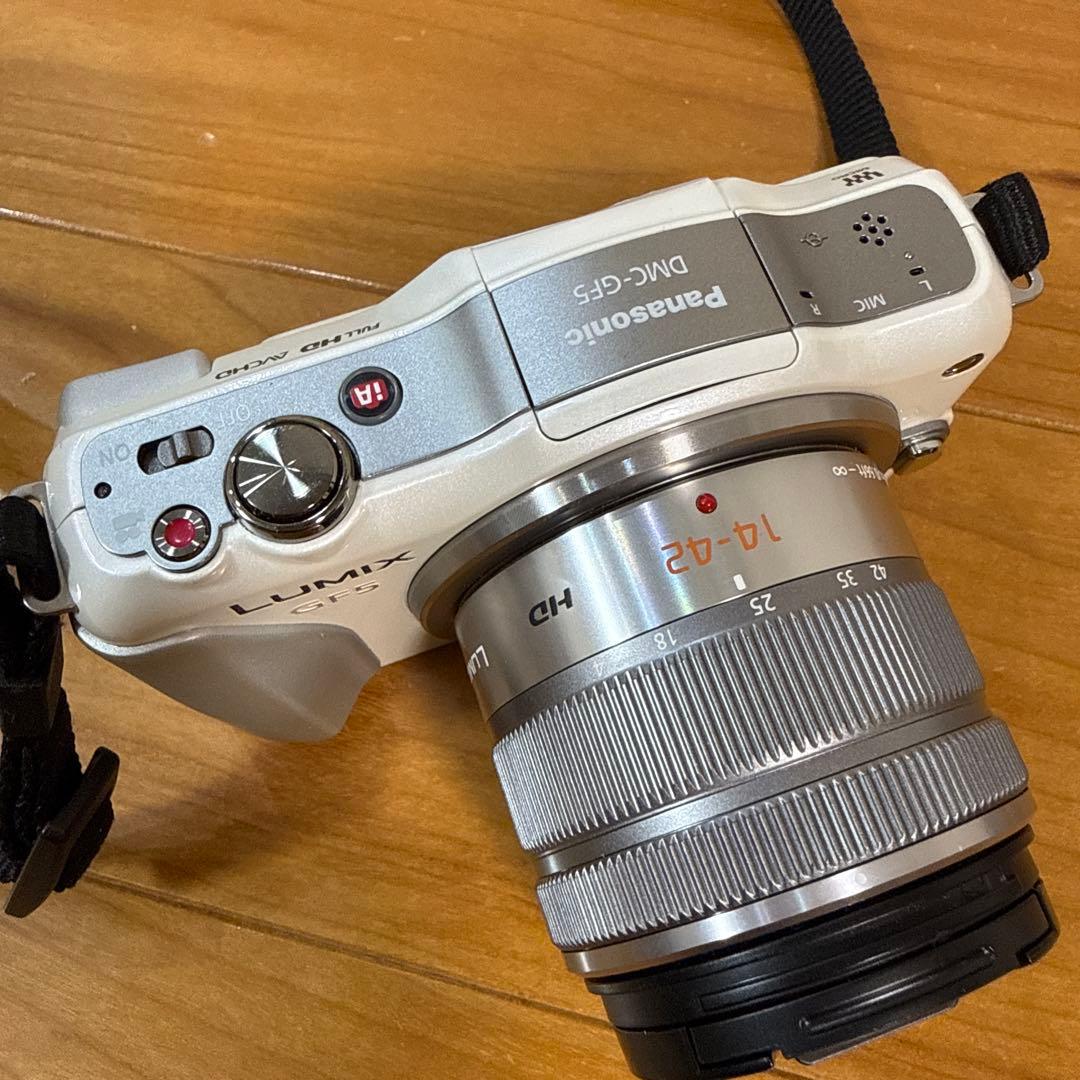 Panasonic LUMIX DMC-GF5 ダブルズームレンズキット