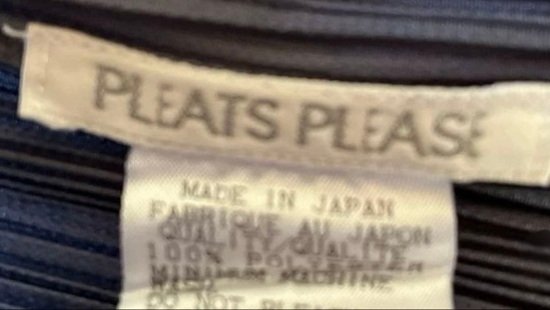 PLEATS PLEASEダークストライプ 長袖シャツ サイズ3