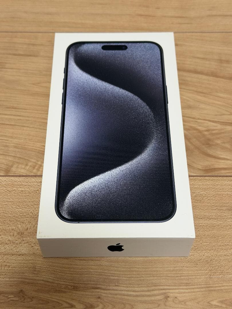 ★ iPhone 15 Pro Max 512G SIMフリー 美品 個人 ★