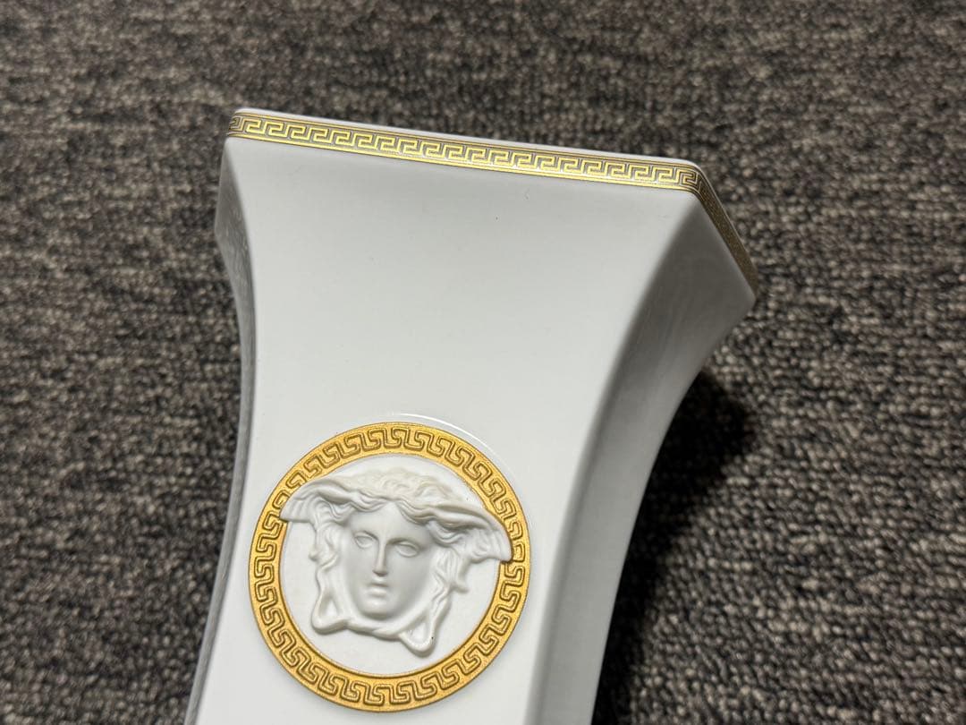 【極美品】 ヴェルサーチ 花瓶 ローゼンタール ゴルゴナ フローレロ