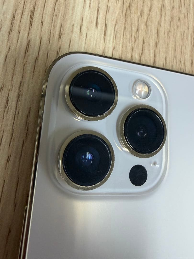 Apple iPhone 13 Pro ゴールド