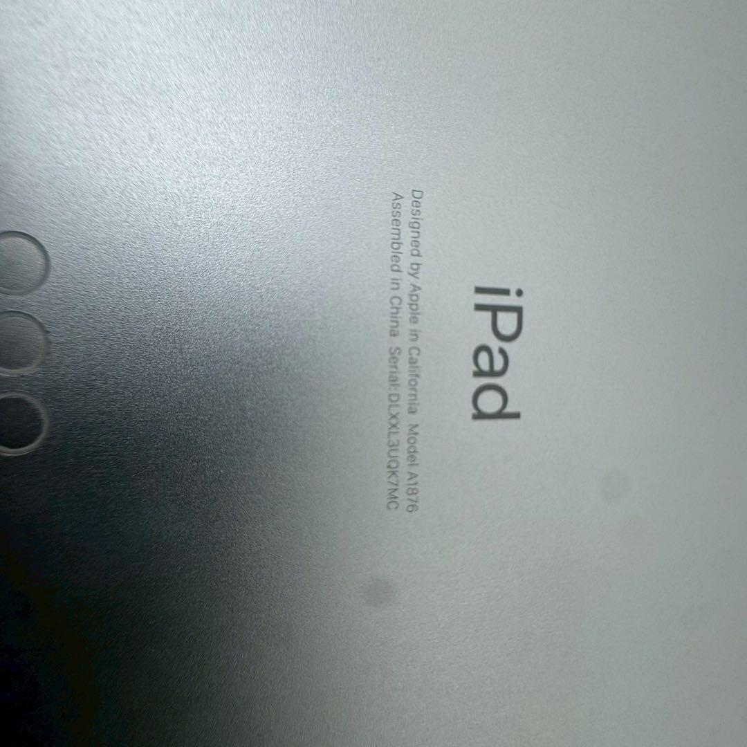 iPad Pro 12.9インチ 第3世代 64GB MTEM2J/A 極美品