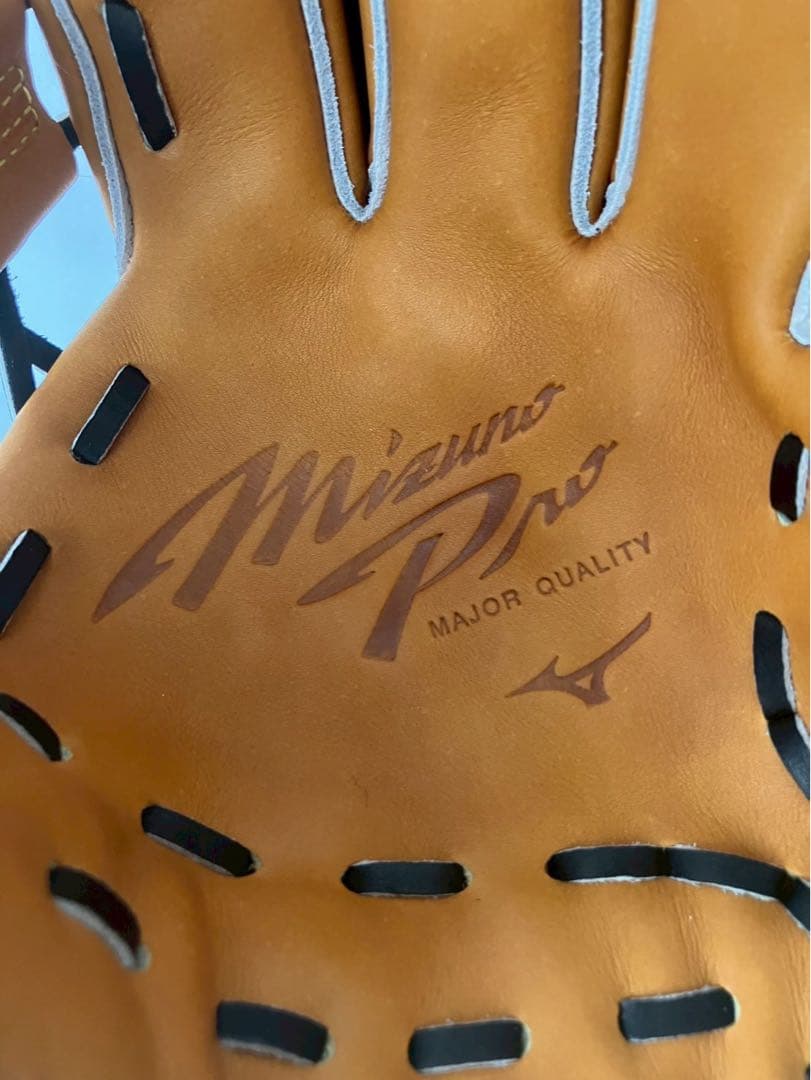 定価 69,300円　ミズノプロ　限定　グローブ　USキップレザー　硬式　内野