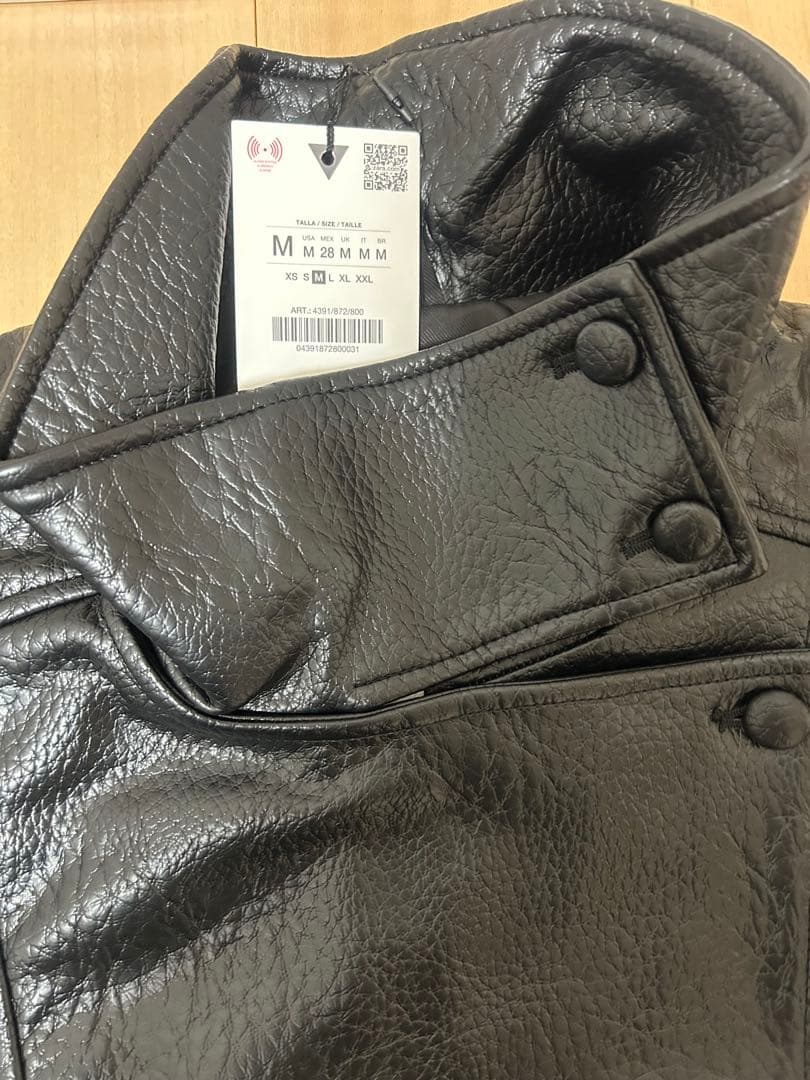 ZARA フェイクレザージャケット　Mサイズ　ブラック色　完売商品　タグ付き新品