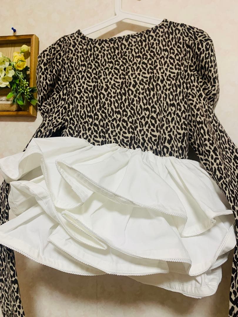 トップス Bibiy. EFFIE PEPURAMU LEOPARD TO