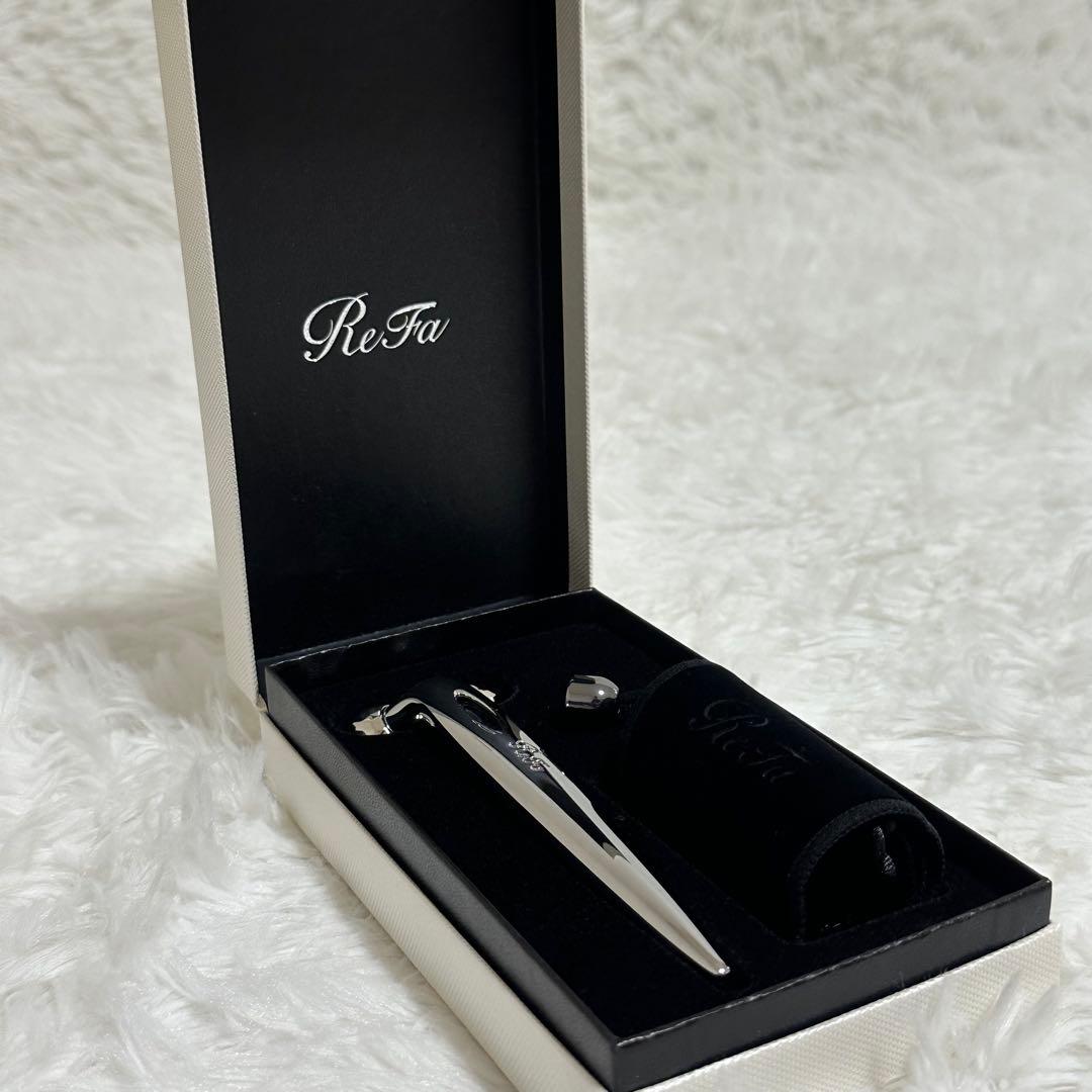 新品✨リファエスカラット 美顔器 コンパクトローラー マイクロカレント 収納袋