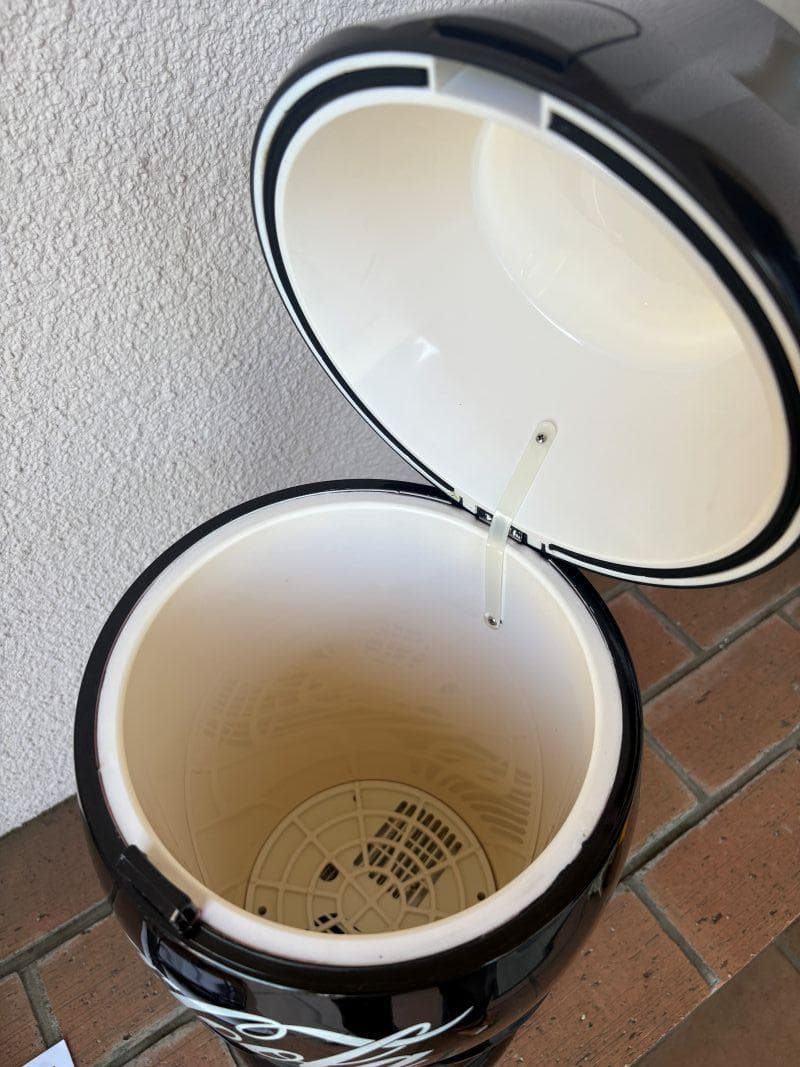 【コカ・コーラ　保温冷庫】