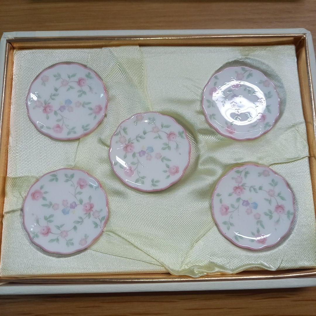 未使用品　ノリタケ　スプーン　スプーンレスト　 キューティーローズ　9940