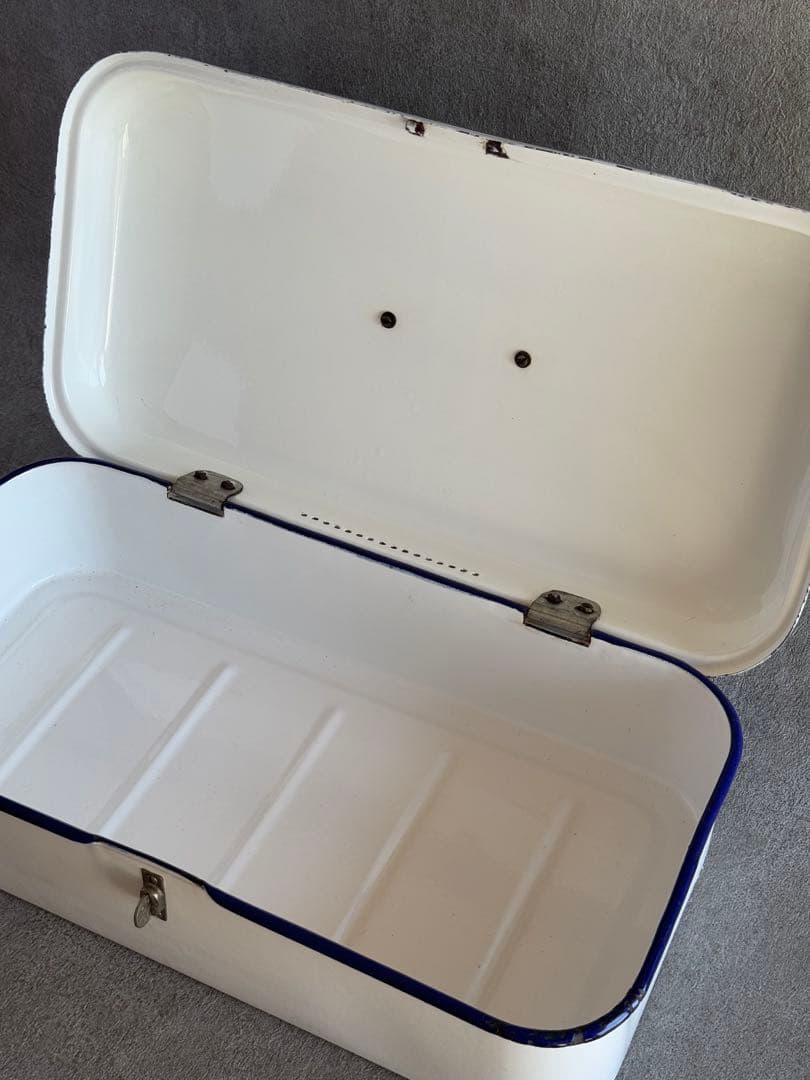 琺瑯ケース　ヴィンテージケース　大