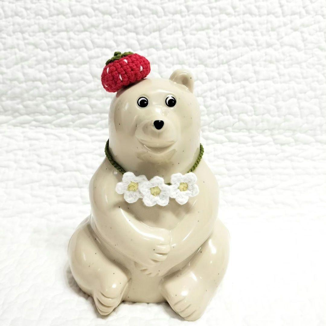 しろくま貯金箱＊薄ピンクいちごコーデ