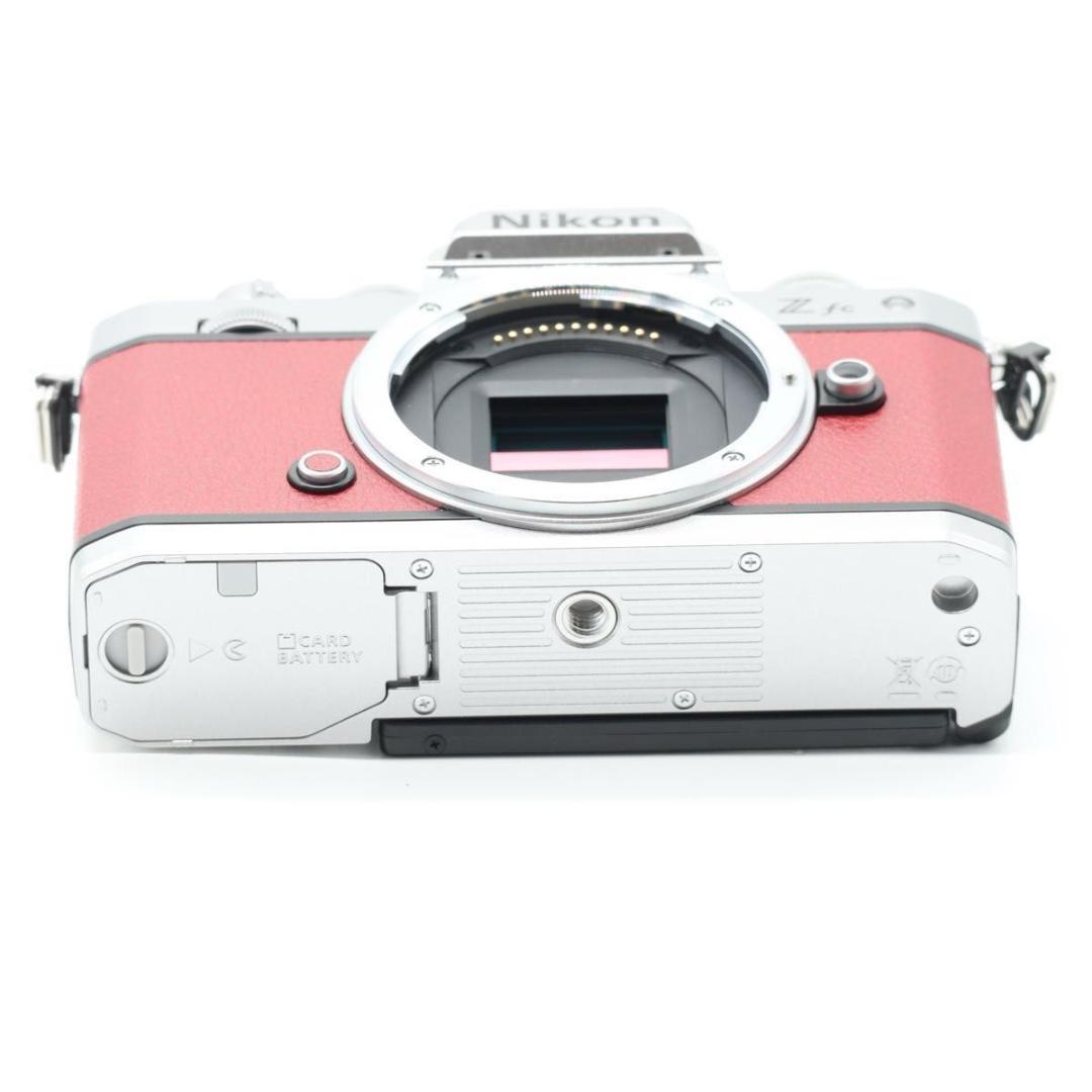 【ショット数35回】Nikon Z fc ボディ クリムゾンレッド