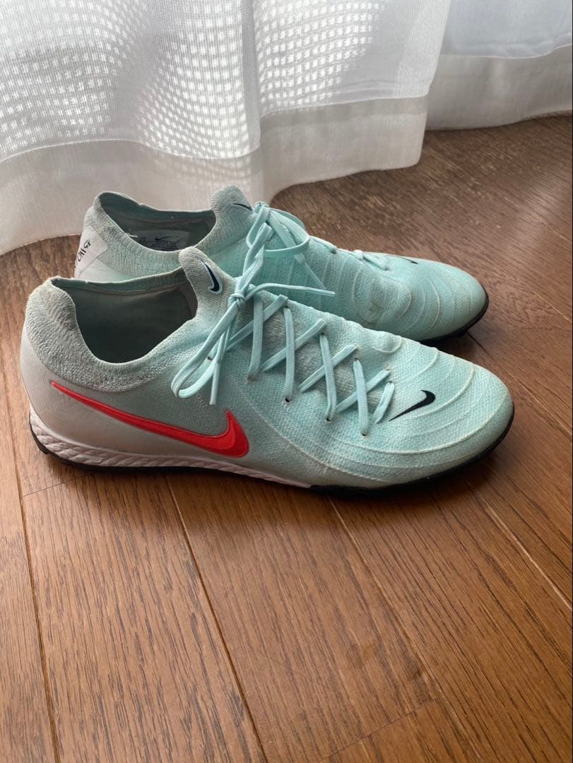 NIKEファントムトレシュー　26.5
