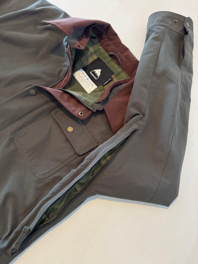 【Burton】スノーボードウェア 上下セット メンズM/S 2回着用